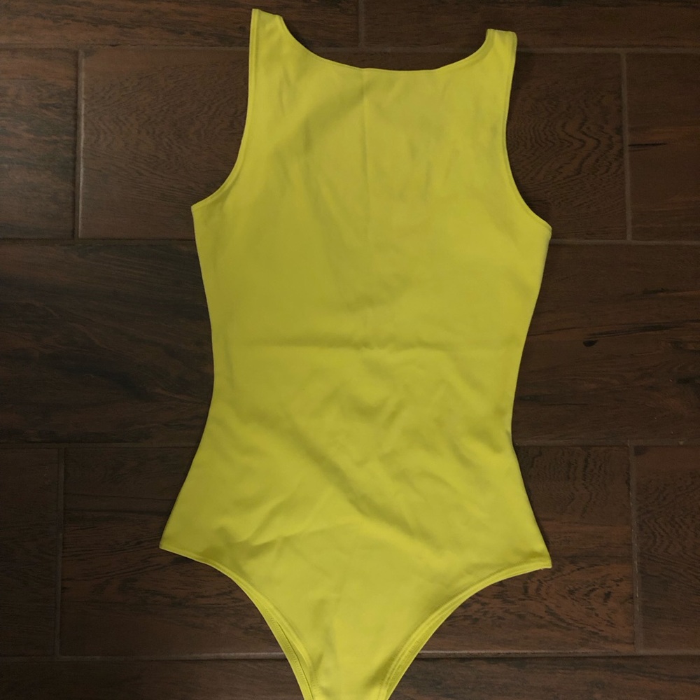 H&M Sport Bodysuit